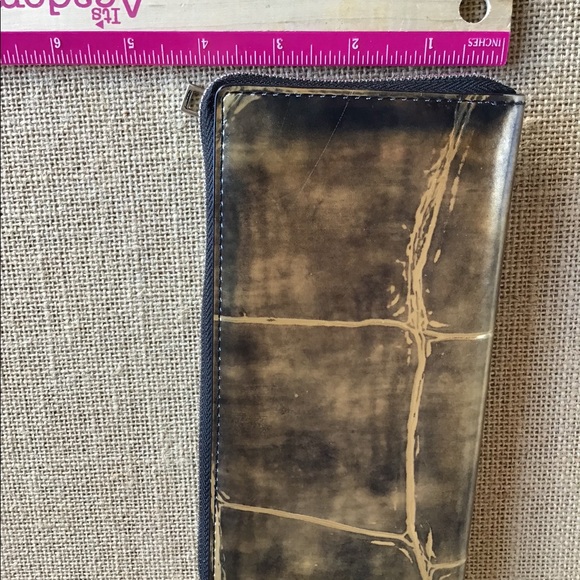 Lodis Leather Ombré Wallet - Picture 6 of 8